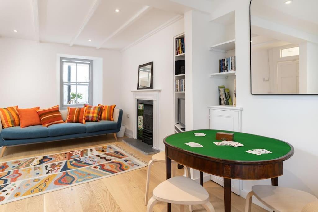 הוילה Beautiful And Contemporary Cornish Townhouse In פנזאנס מראה חיצוני תמונה